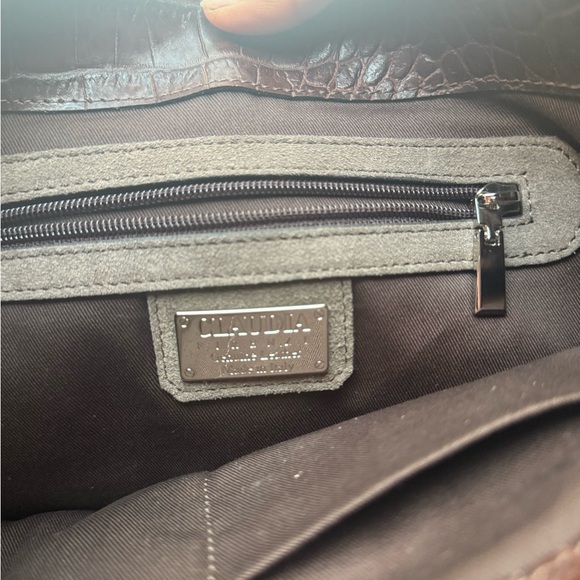 Tan and Brown Suede Shoulder Bag with Gold Clasp - Picture 2 of 3